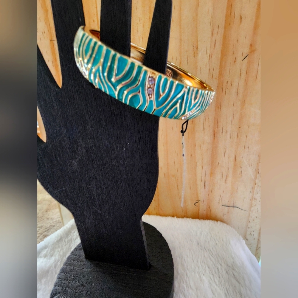 STUNNING Sequin™ Turquoise Enamel & Crystal Hinged Bangle Bracelet NWT